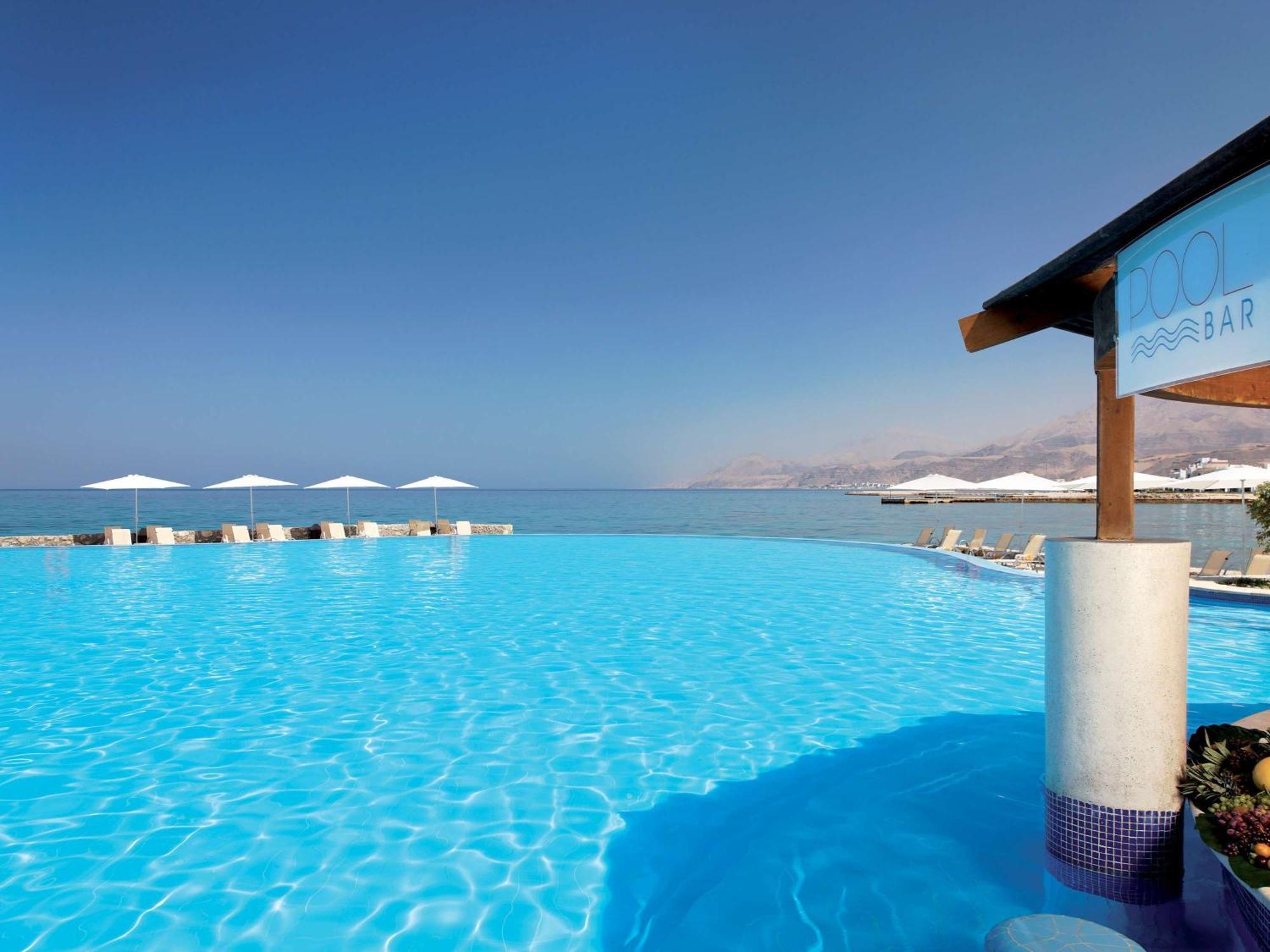 Moevenpick Resort El Sokhna Ain Sukhna Eksteriør bilde Infinity pool at the resort